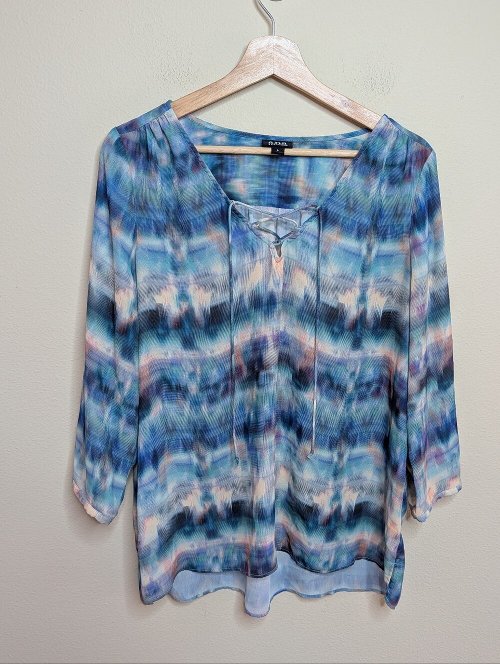 a.n.a Blue Watercolor Print Lace-Up Blouse L